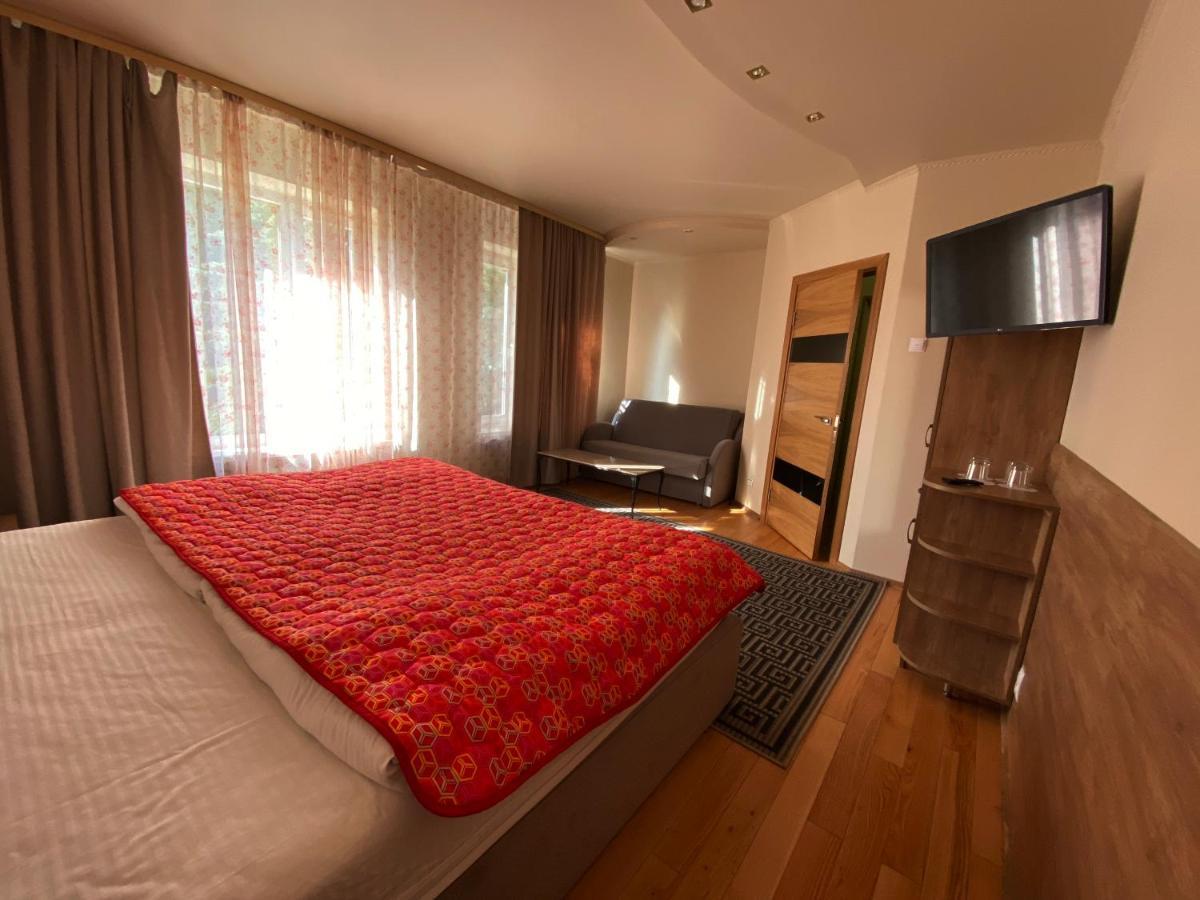 Olena Resort Briukhovychi Extérieur photo