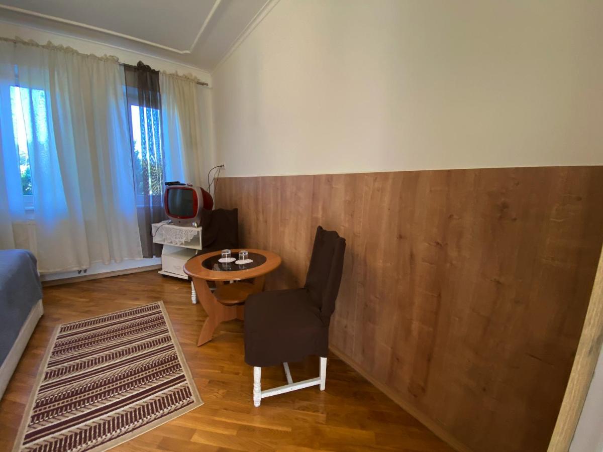 Olena Resort Briukhovychi Extérieur photo
