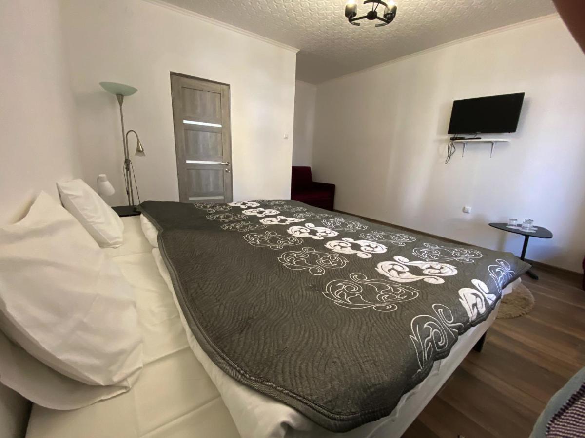 Olena Resort Briukhovychi Extérieur photo