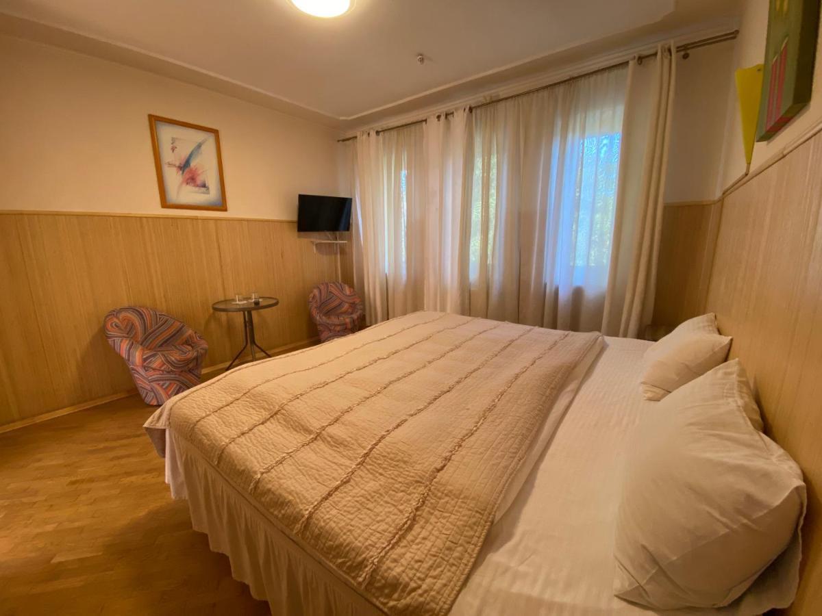 Olena Resort Briukhovychi Extérieur photo
