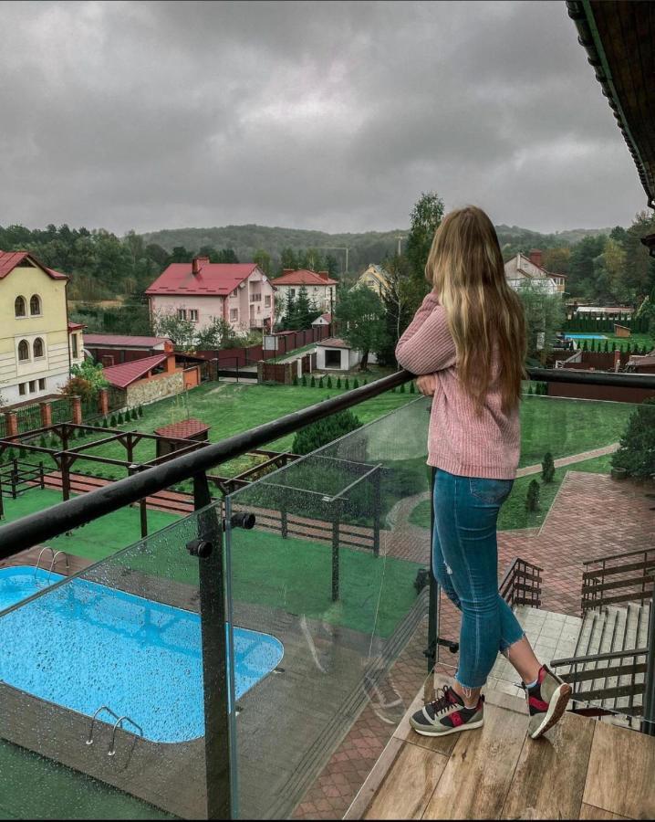 Olena Resort Briukhovychi Extérieur photo